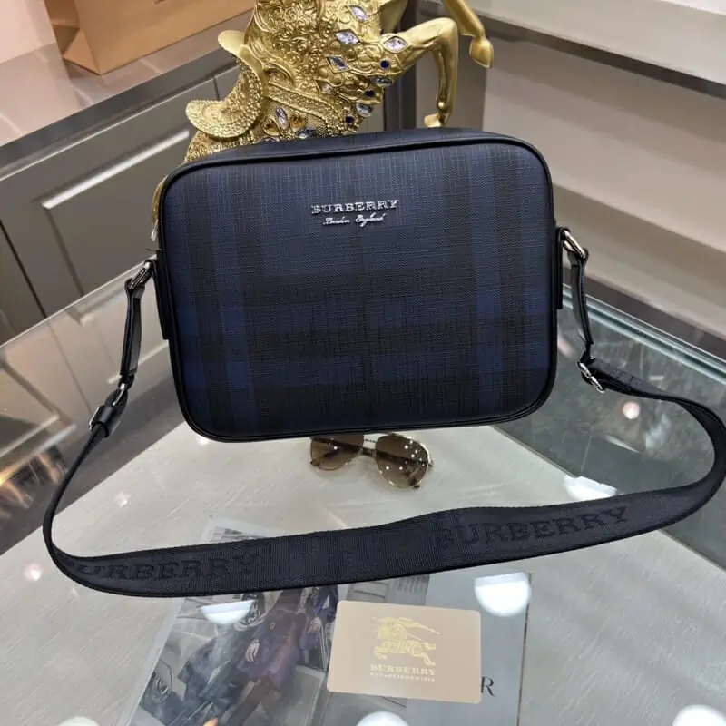 burberry aaa homme mini sac a main s_11325762